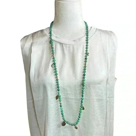 Chico’s Green multi-stone with charm Necklace 40” - Picture 1 of 4